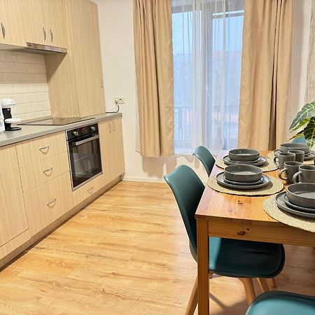 Glam Apartments Lipatti Near Iulius Mall And City Center Temeşvar Dış mekan fotoğraf