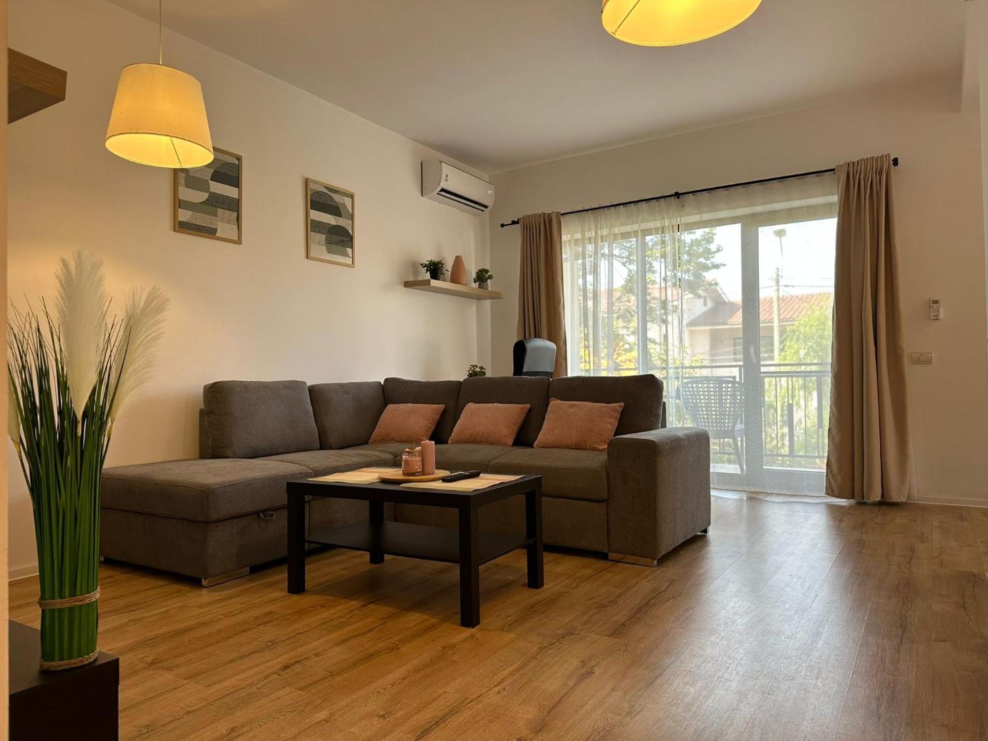 Glam Apartments Lipatti Near Iulius Mall And City Center Temeşvar Dış mekan fotoğraf