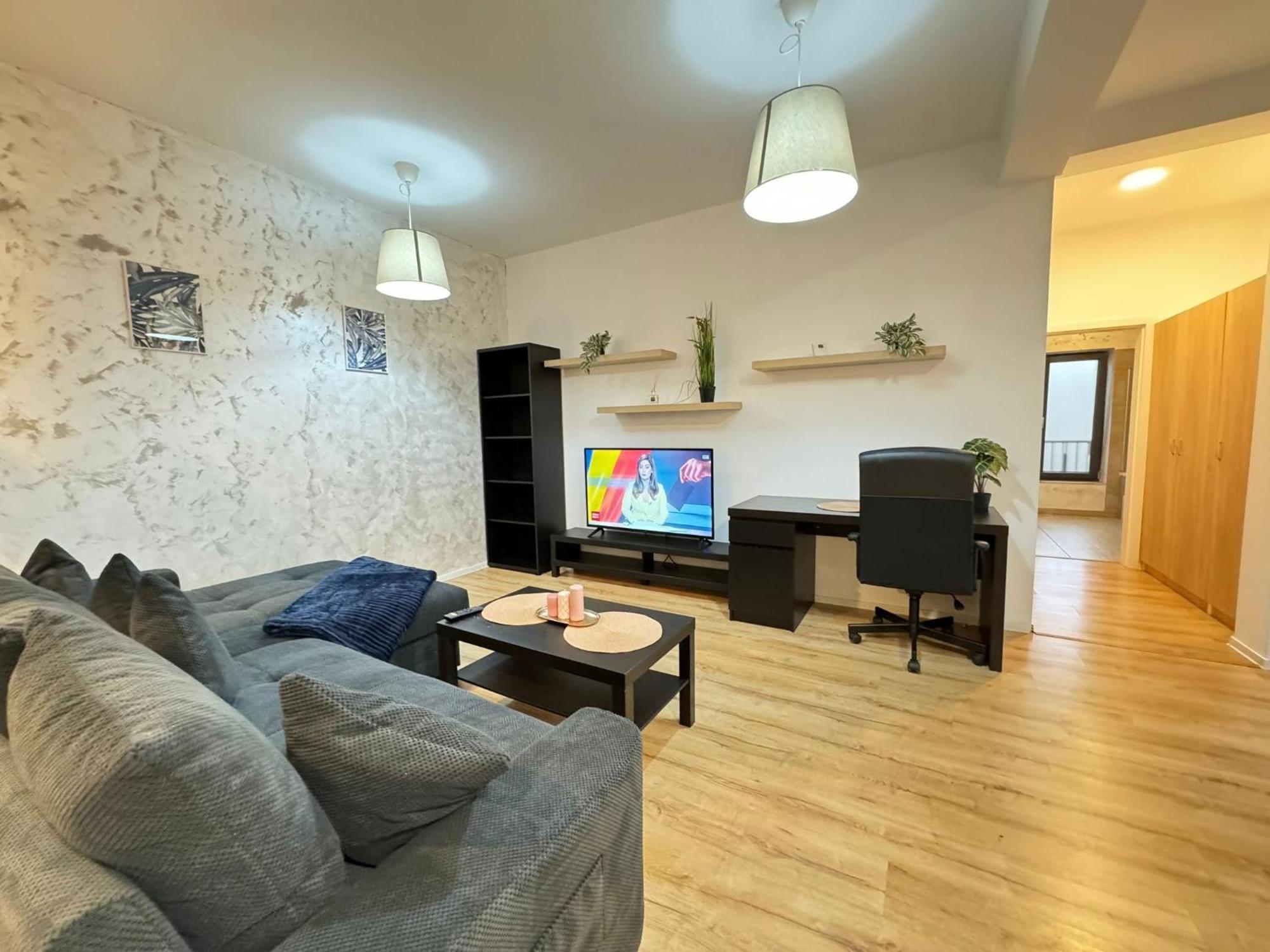 Glam Apartments Lipatti Near Iulius Mall And City Center Temeşvar Dış mekan fotoğraf